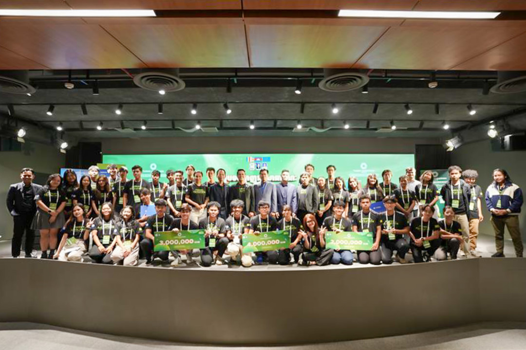 Wing Bank and Techo Startup Centre Empower Young Innovators at Turing Hackathon in Siem Reap