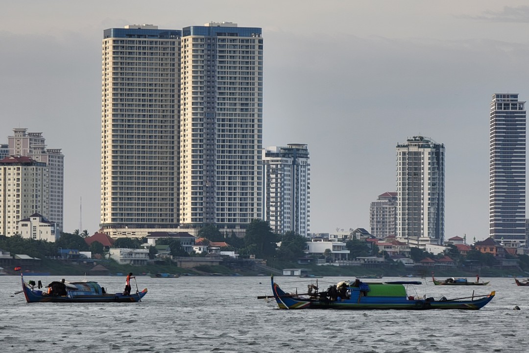 Cambodia’s Debt Remains At Low Risk As Of Q3 2024 – Expert Suggests More Borrowing