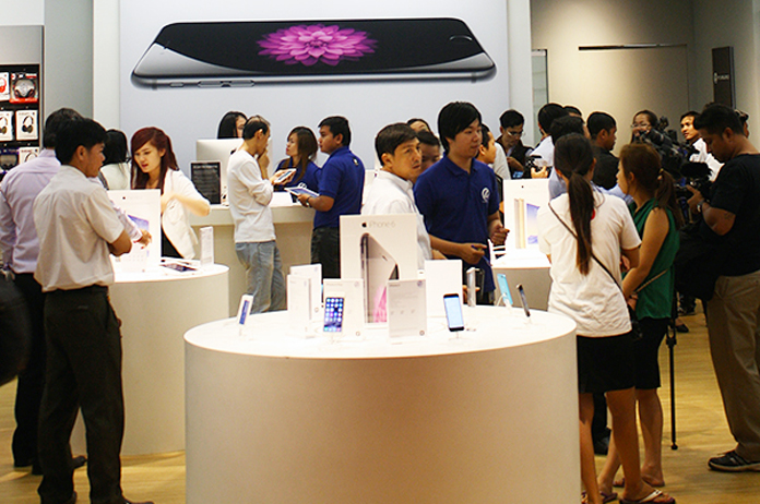 150121-B2B---Article---The-Future-is-Here-Today-At-Futureworld-USE