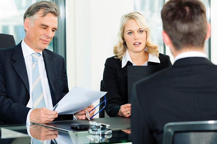 160418-B2B---Article---Recruiting-and-Retaining-Talented-Staff-A-USE