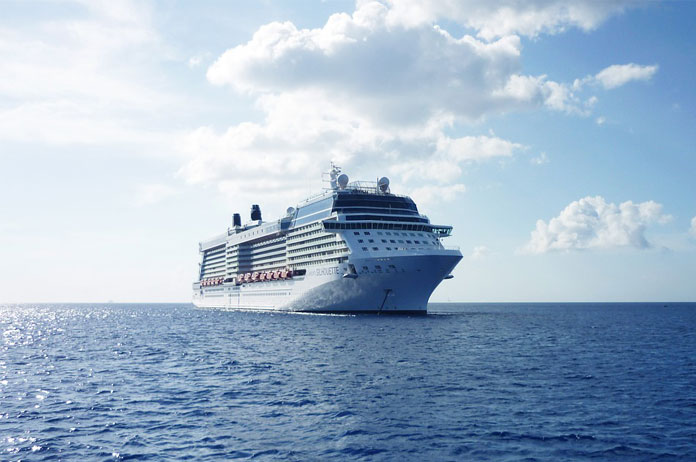 cambodia-sea-visitors-tourism-featured-image