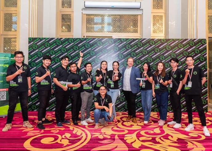 Realestate.com.kh EXPO 2022 Cambodia property team